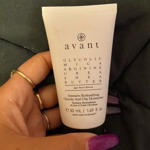Avant Glycolic moisturizer